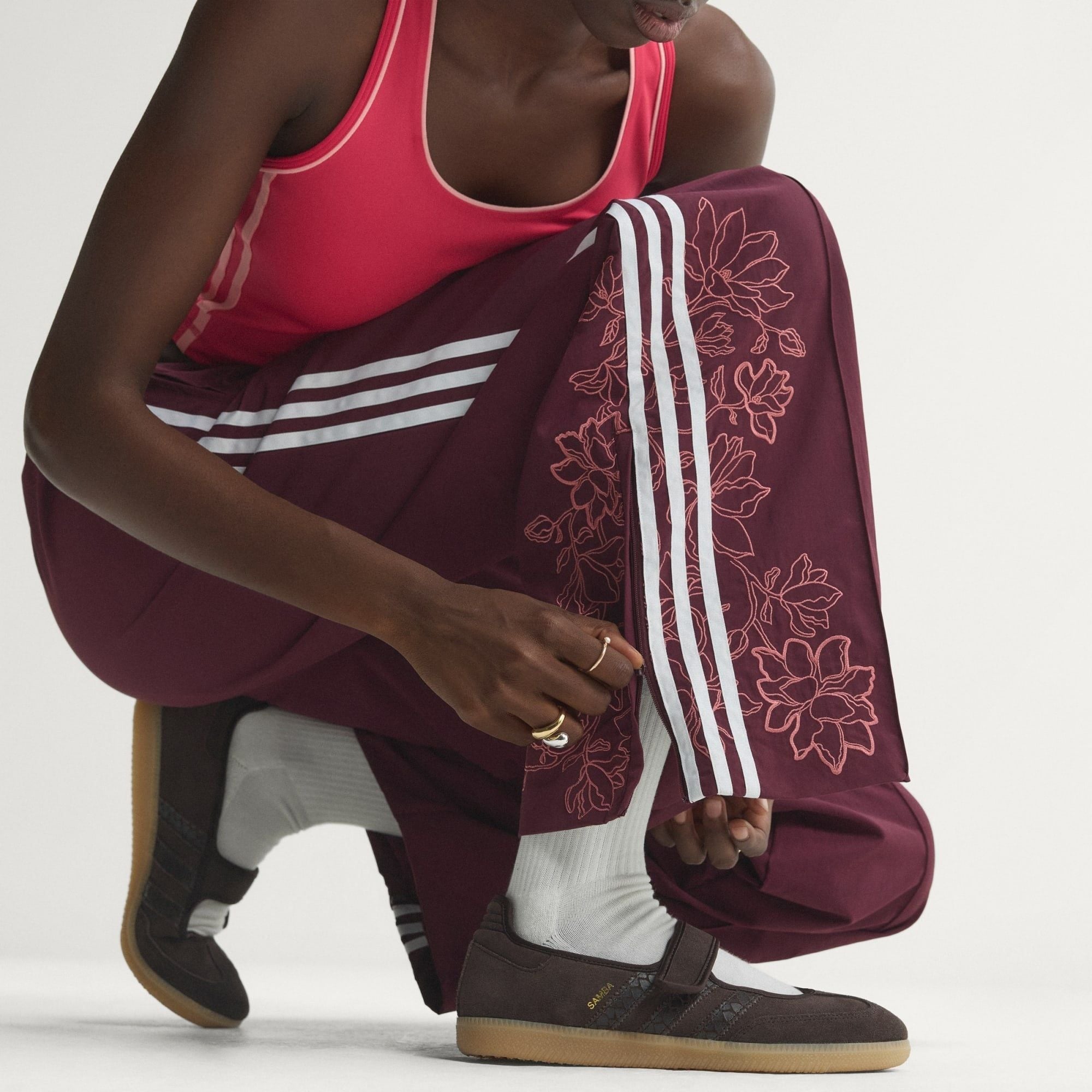  Quần gió adidas Floral GFX Firebird Loose Nữ - KX1878 