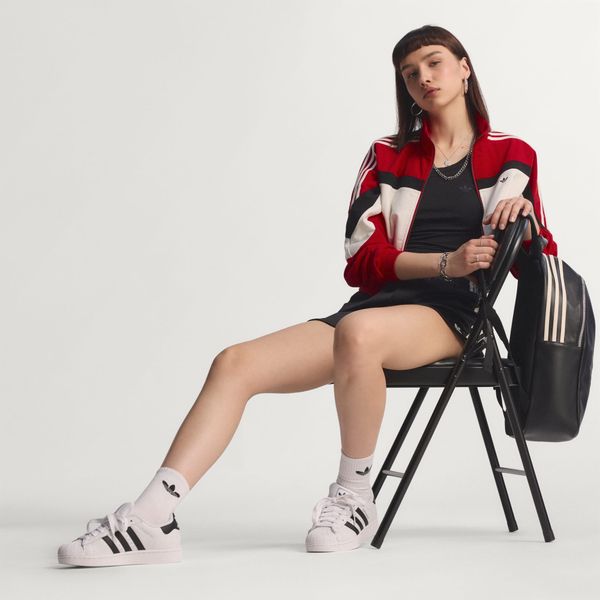  Áo khoác nỉ adidas Tracktop Nữ - JY2387 