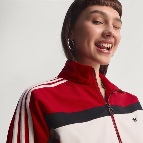  Áo khoác nỉ adidas Tracktop Nữ - JY2387 