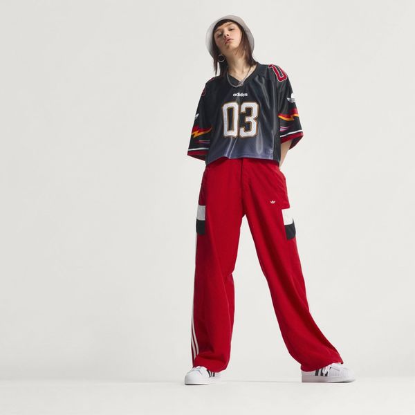  Quần nỉ adidas Trackpant Nữ - JY2390 