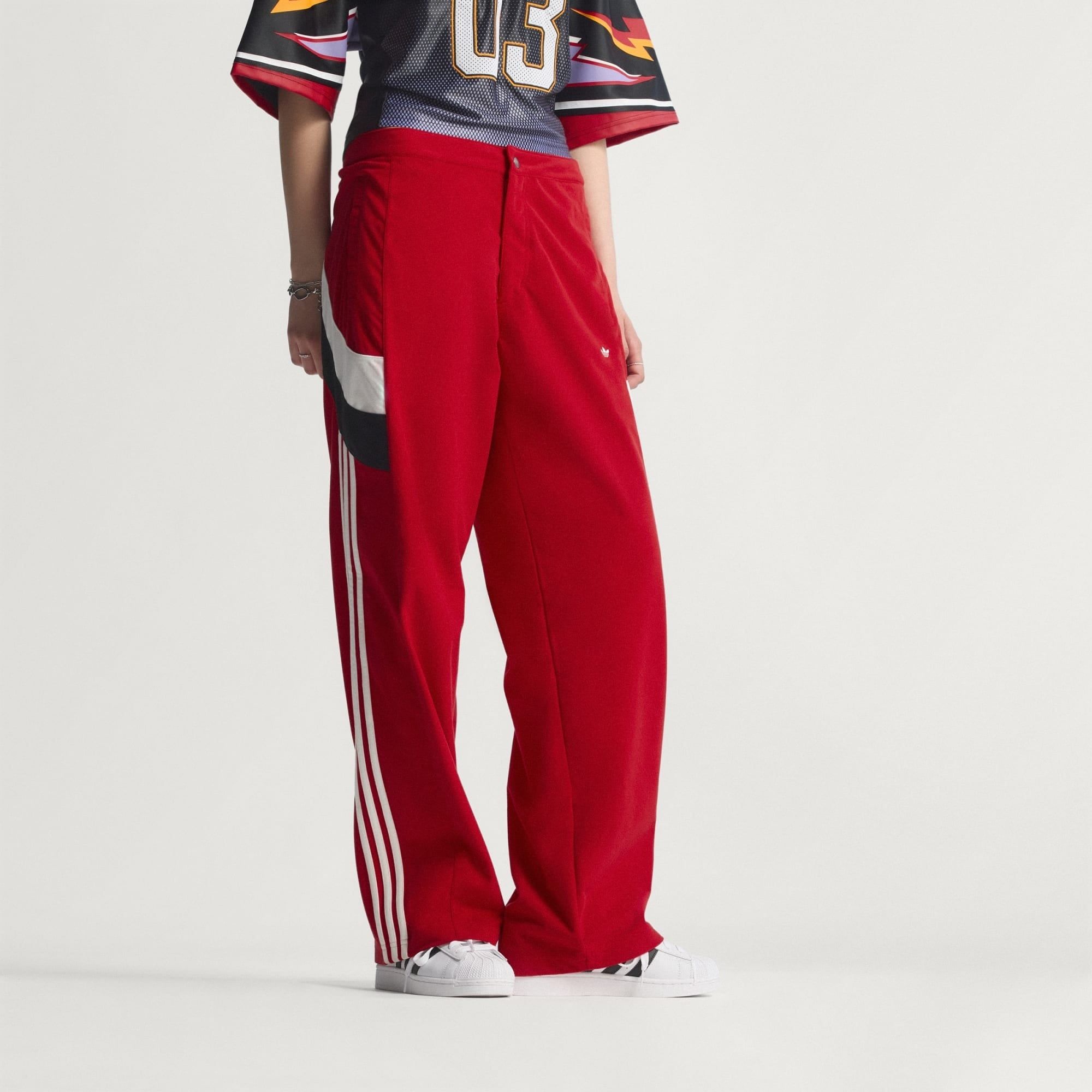  Quần nỉ adidas Trackpant Nữ - JY2390 