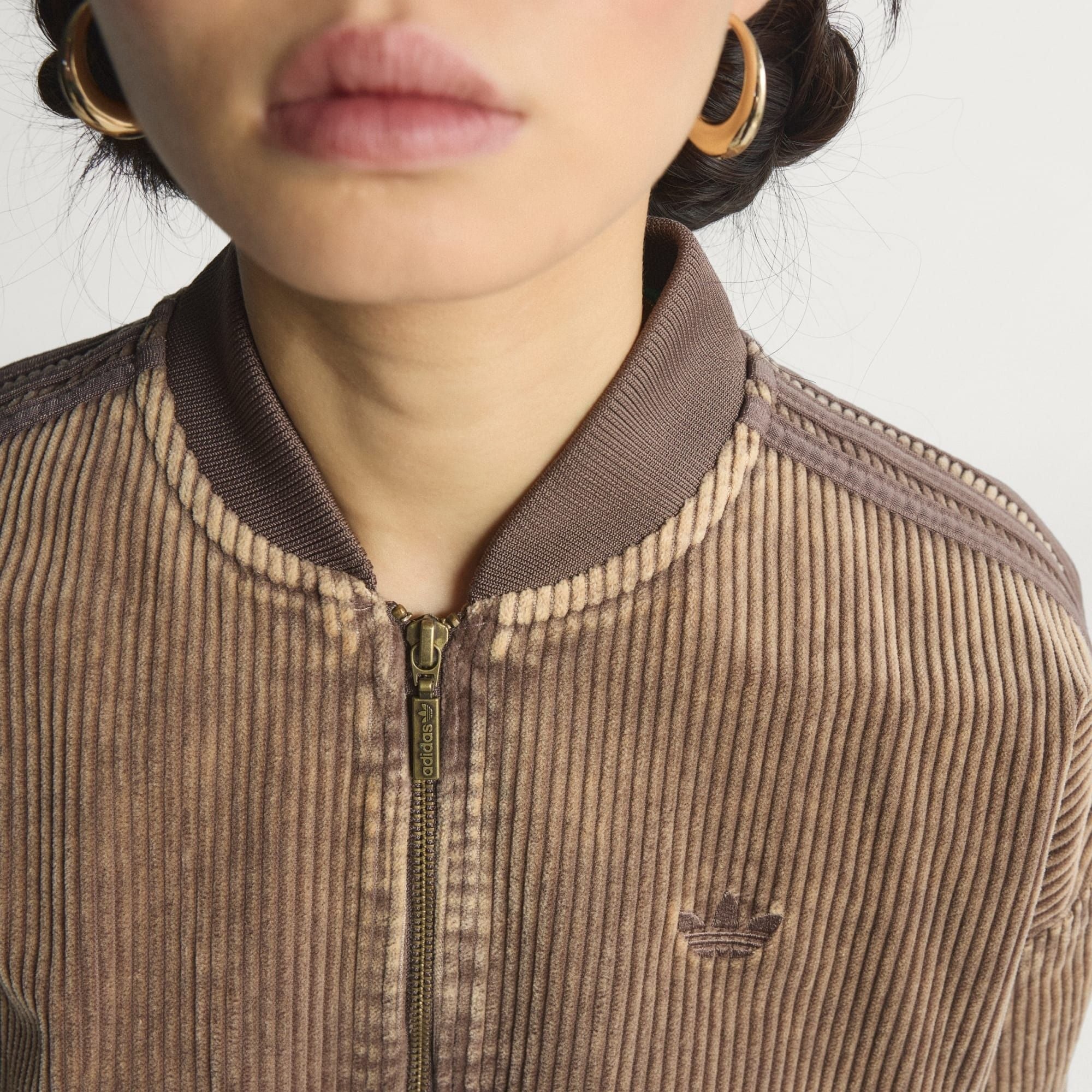  Áo khoác adidas CORDUROY SST Nữ - KD8781 