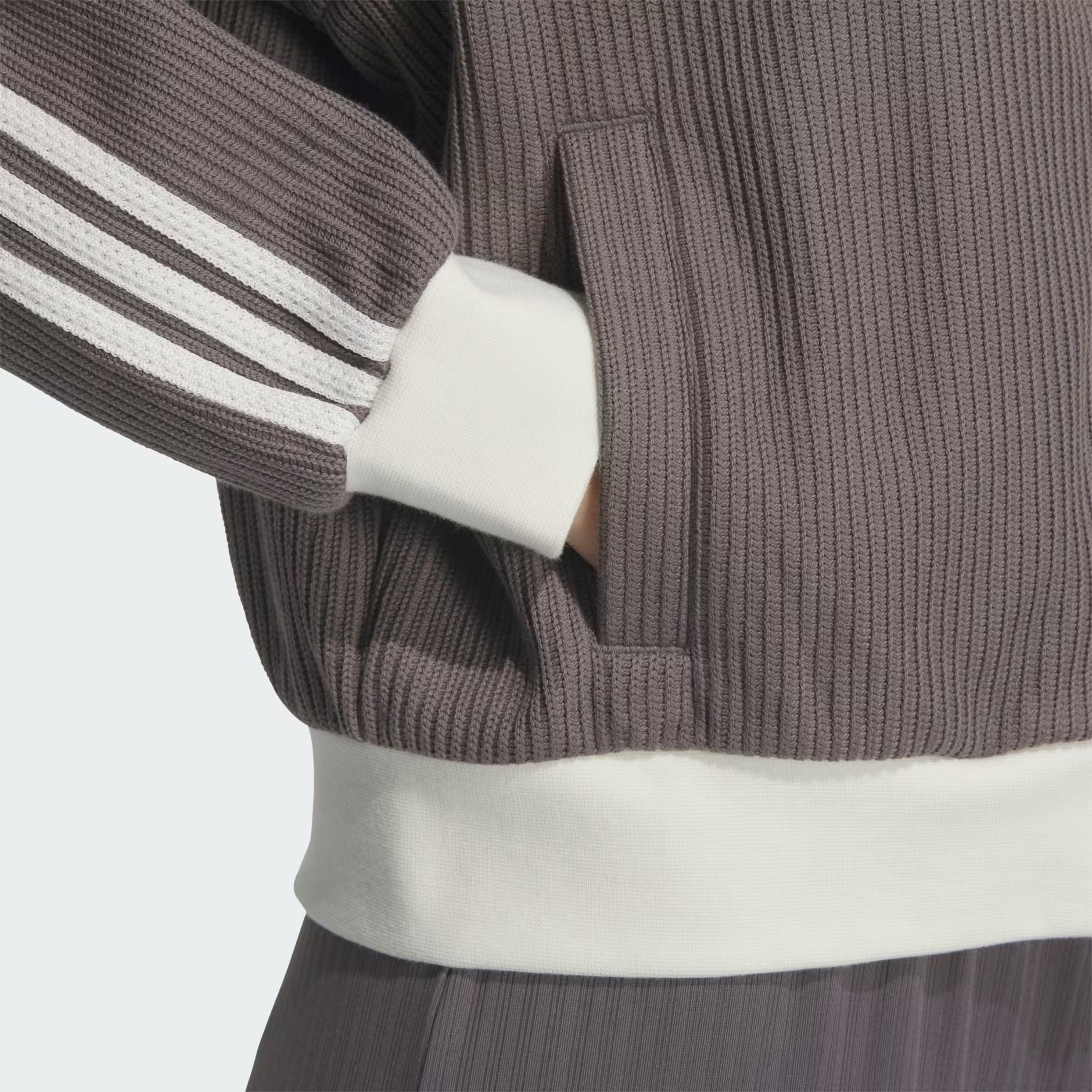  Áo khoác nỉ adidas Knit Nữ - KC2650 