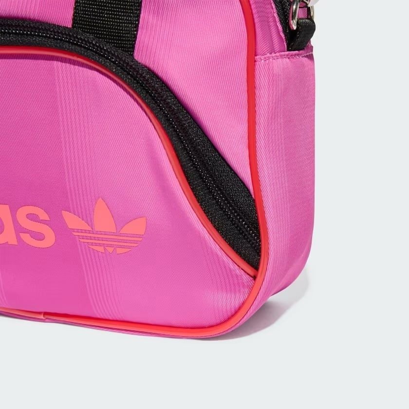  Túi đeo vai adidas Airliner Unisex - JV7862 