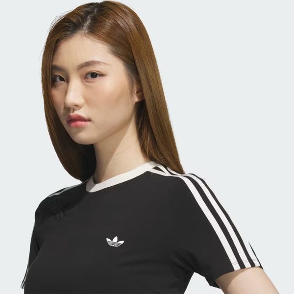  Áo T-shirt adidas New Year Nữ - KC5851 