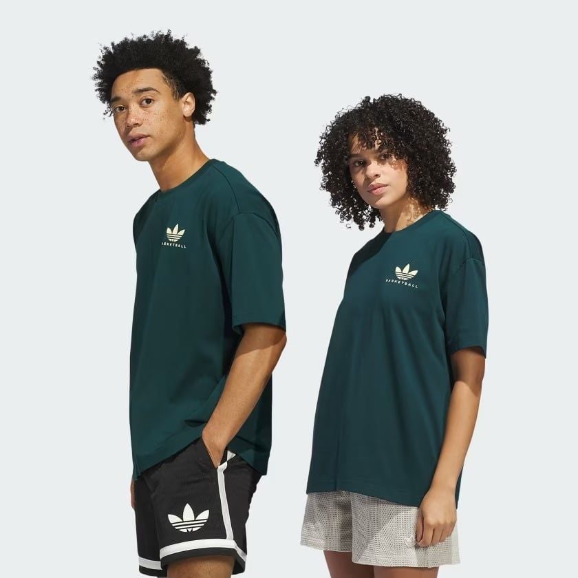  Áo T-shirt bóng rổ adidas Worldwide Hoops GFX Unisex - JW6647 