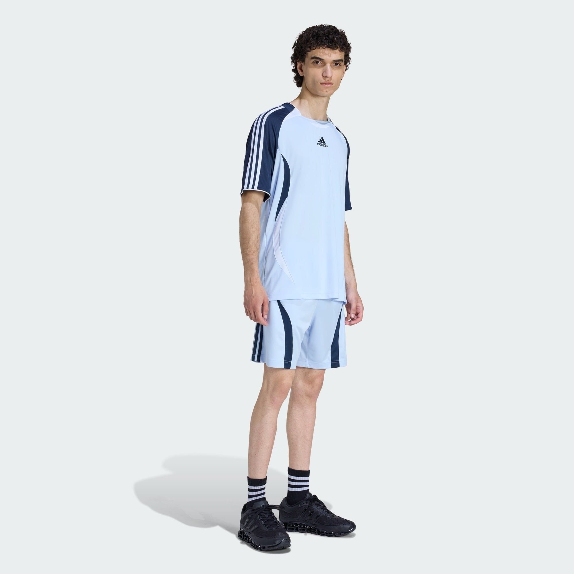  Áo T-shirt adidas Teamgeist Graphic Tee Nam - KD5849 