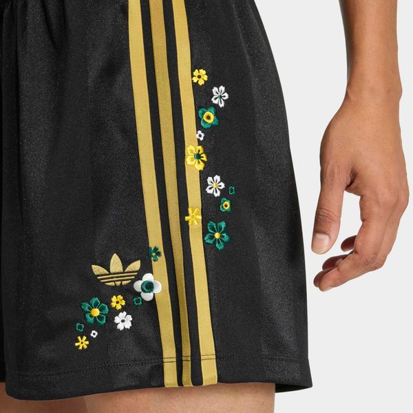  Quần short adidas 3S Firebird Shorts Nữ - KE3664 