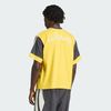  Áo T-shirt adidas Originals Paneled Graphic Tee Nam - KU9210 