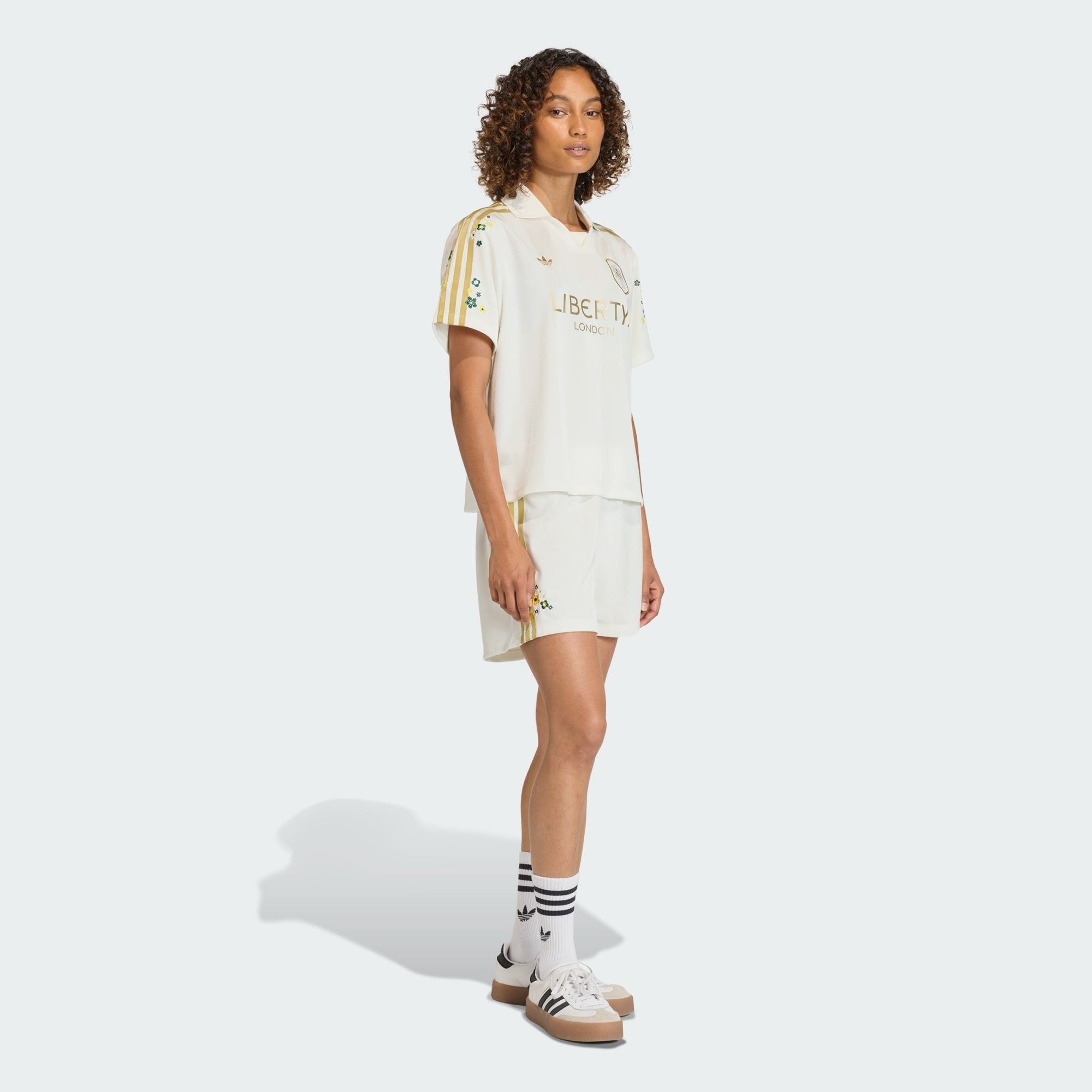  Quần short adidas 3S Firebird Shorts Nữ - KE3663 