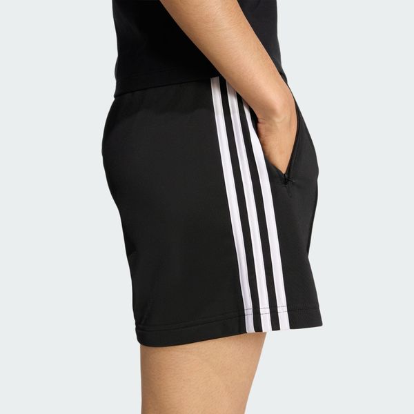  Quần short Firebird Classic adidas Nữ - KD5569 
