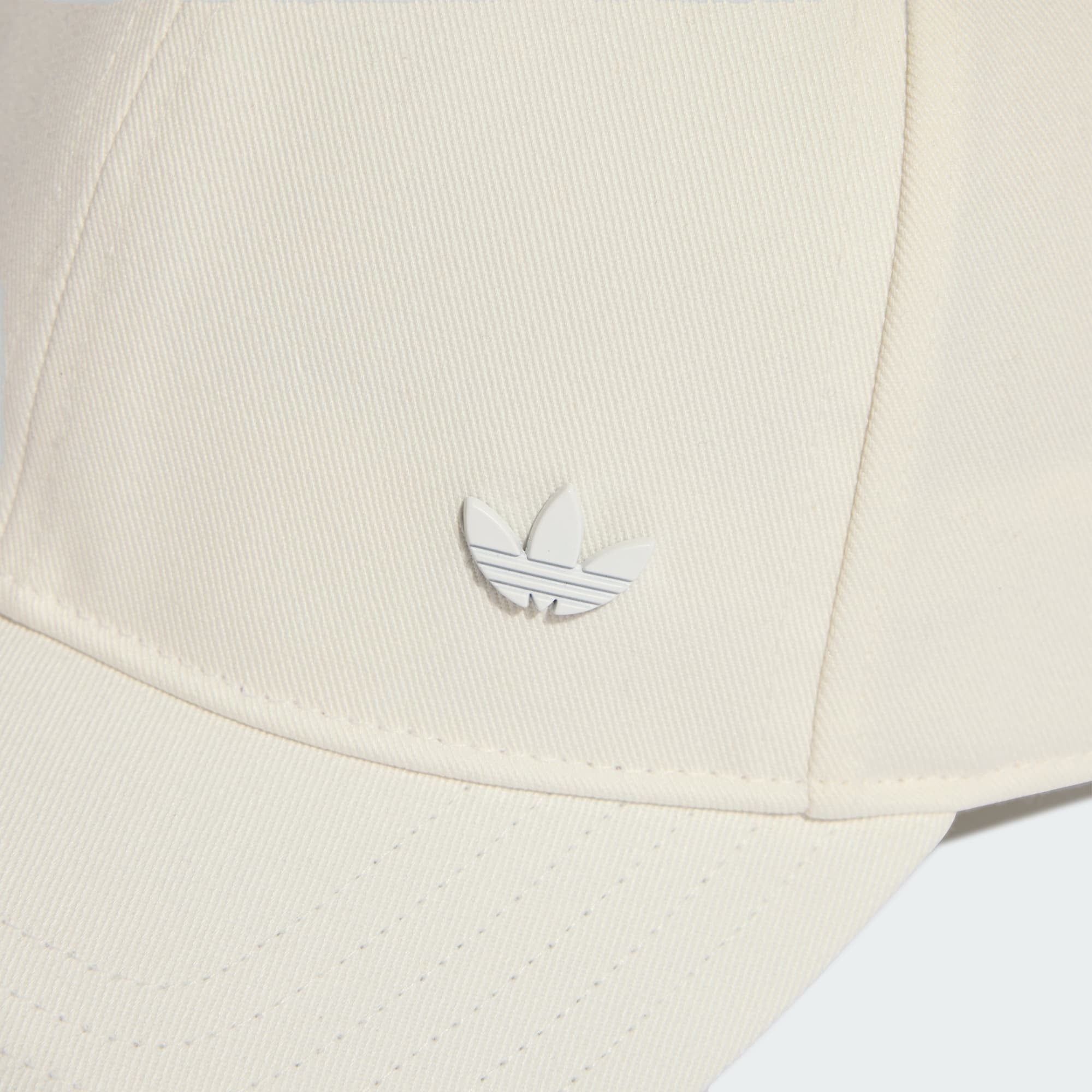  Mũ lưỡi trai adidas Everyday Icons Cap With Tonal Metal Trefoil Unisex - KE4657 
