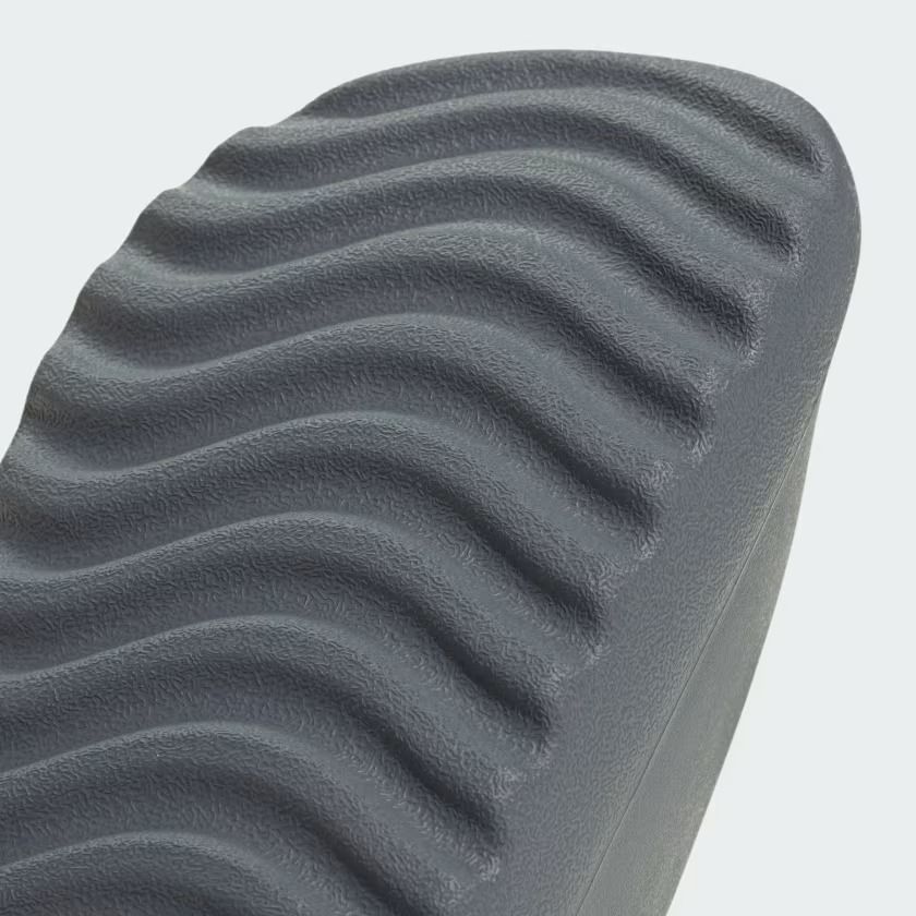  Dép quai ngang adidas adilette Lumia Unisex - JQ0791 