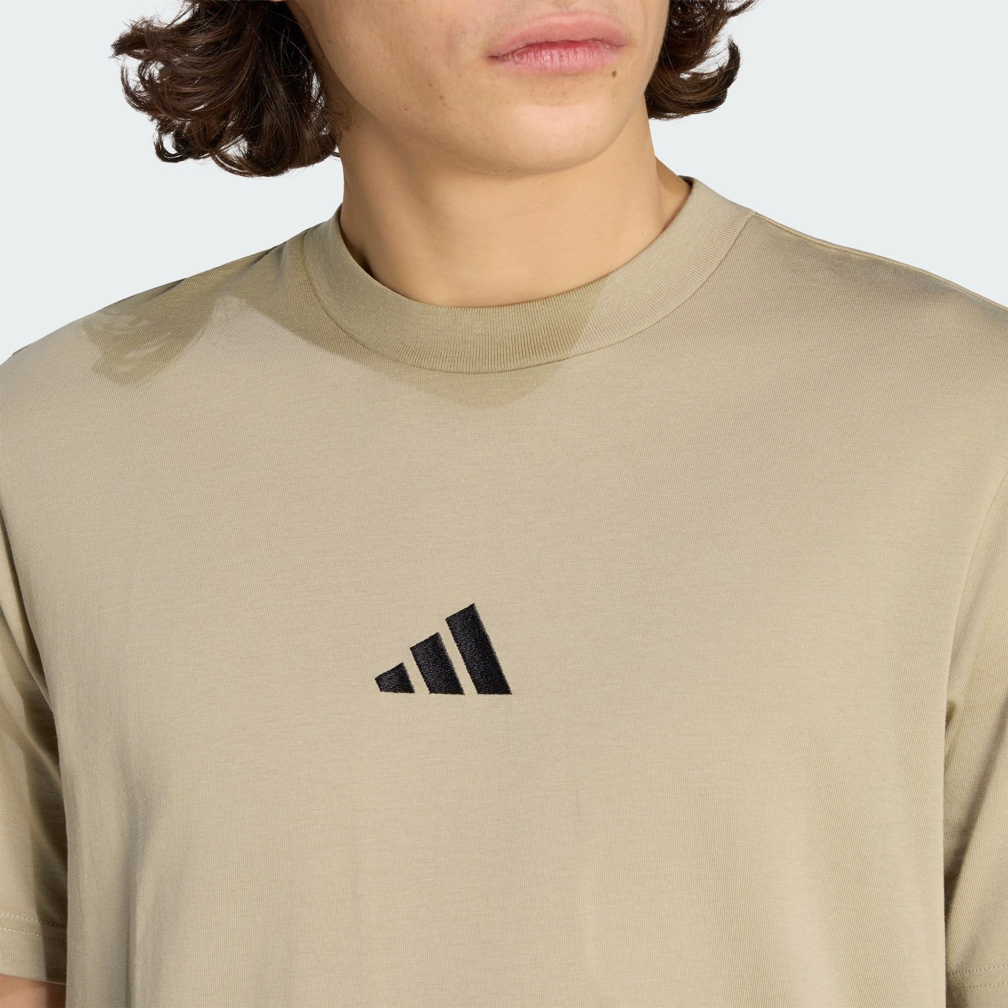  Áo T-shirt adidas Essentials Small Logo Nam - KC0905 