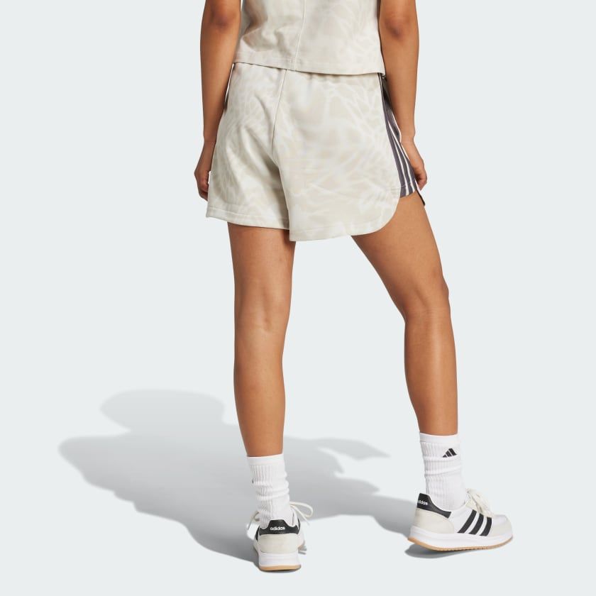  Quần short adidas Essentials 3 sọc Nữ - JG6222 