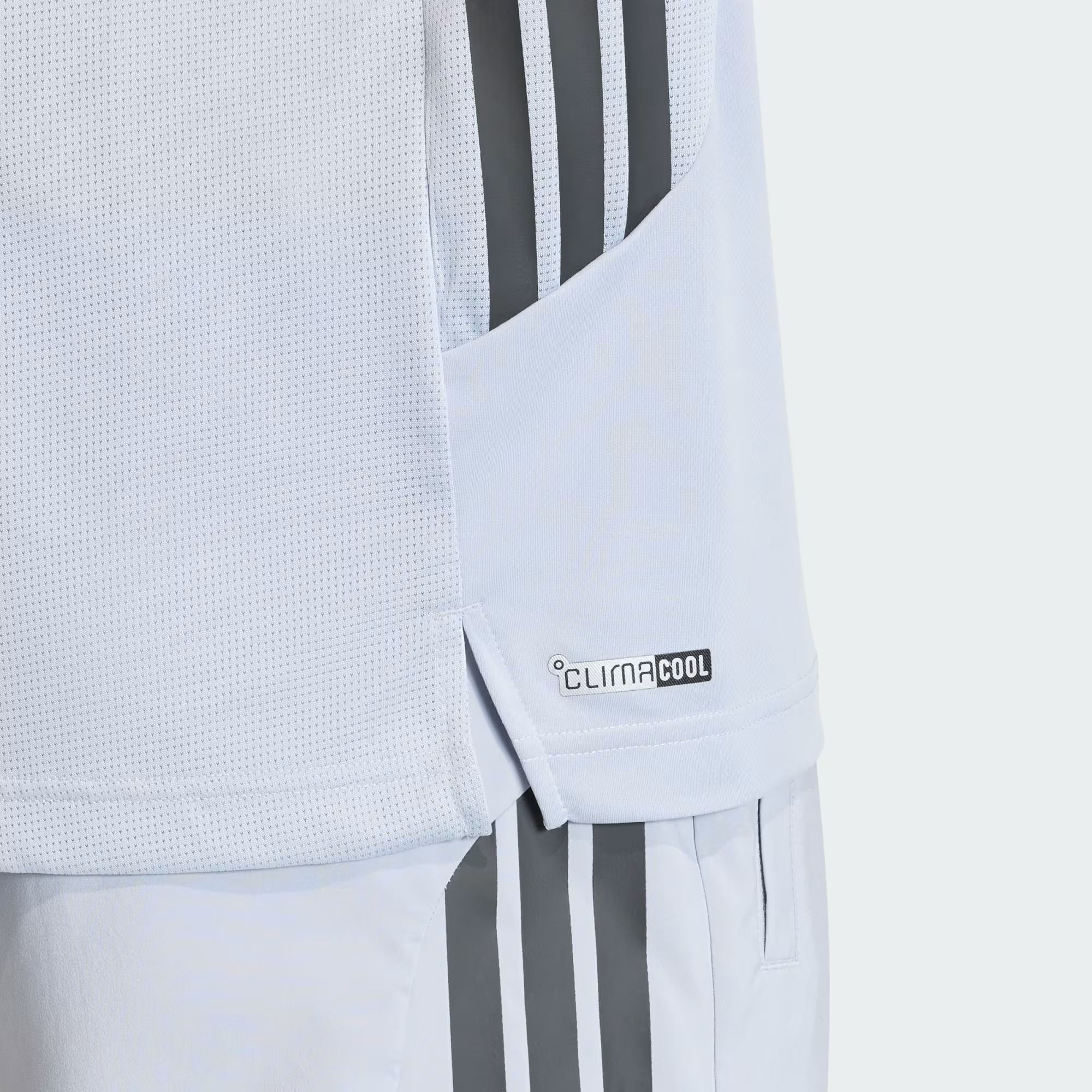  Áo T-shirt tập luyện adidas Tech Essentials 3 sọc Nam - KQ7487 