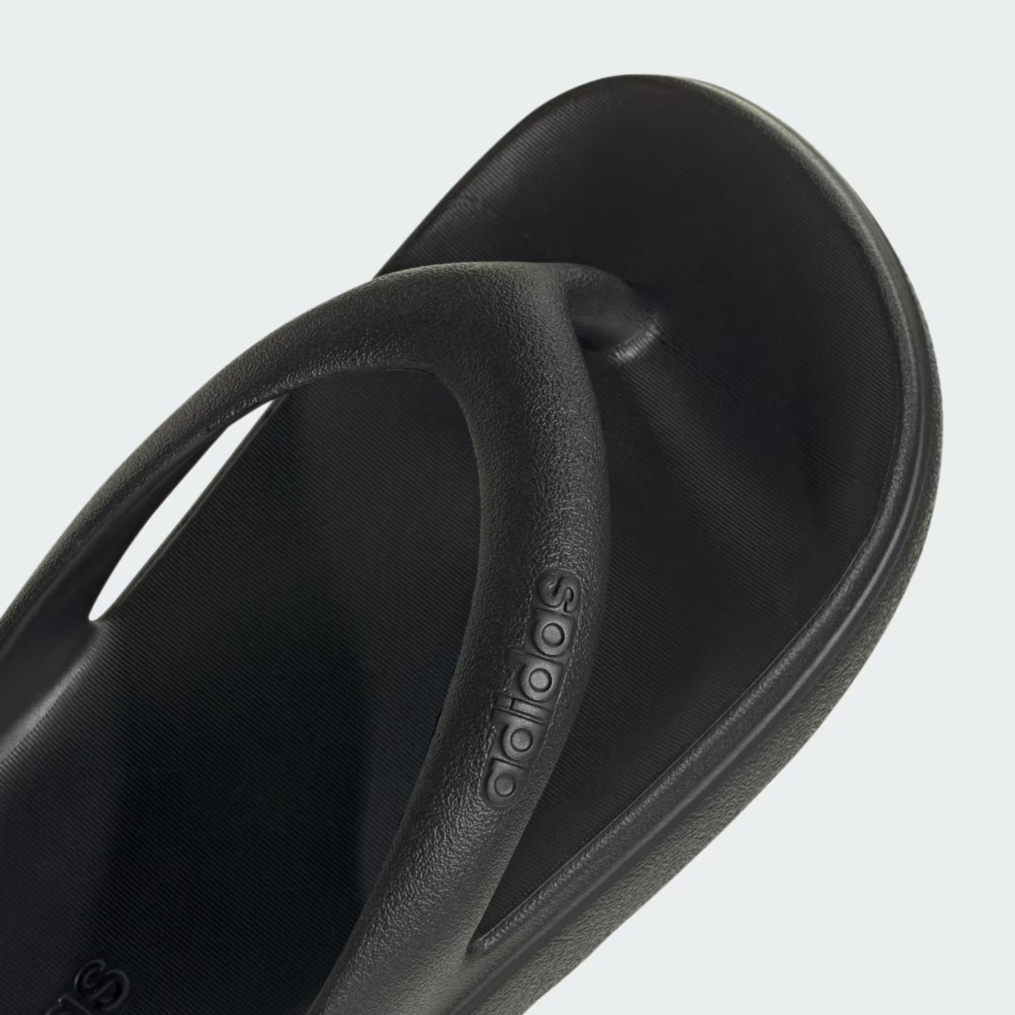  Dép xỏ ngón adidas Adilette Lumia Unisex - JR9715 