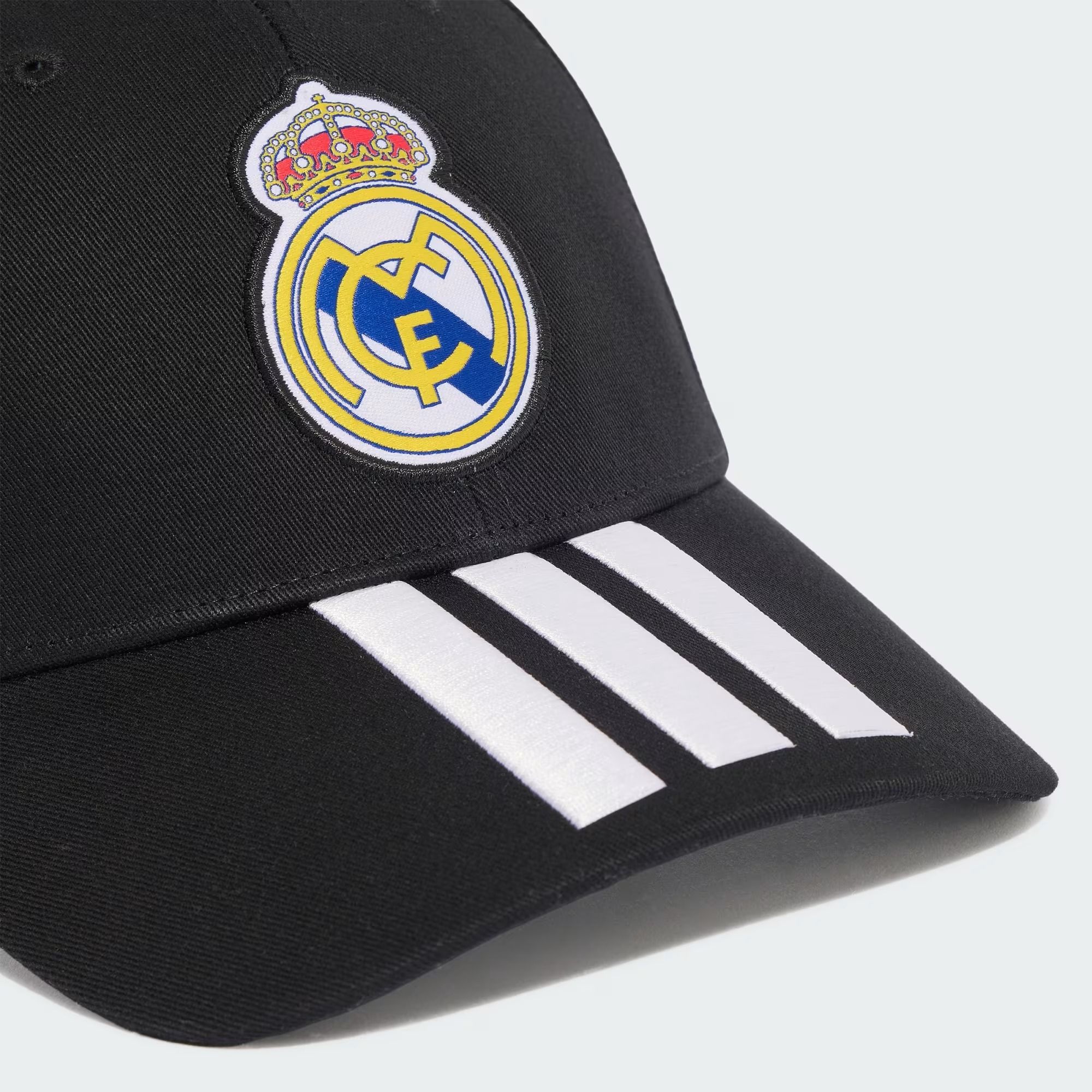  Mũ lưỡi trai adidas Real Madrid Unisex - KQ9575 