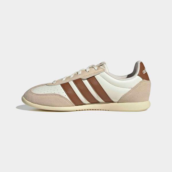  Giày thời trang adidas Barreda Lo Nữ - HQ7389 