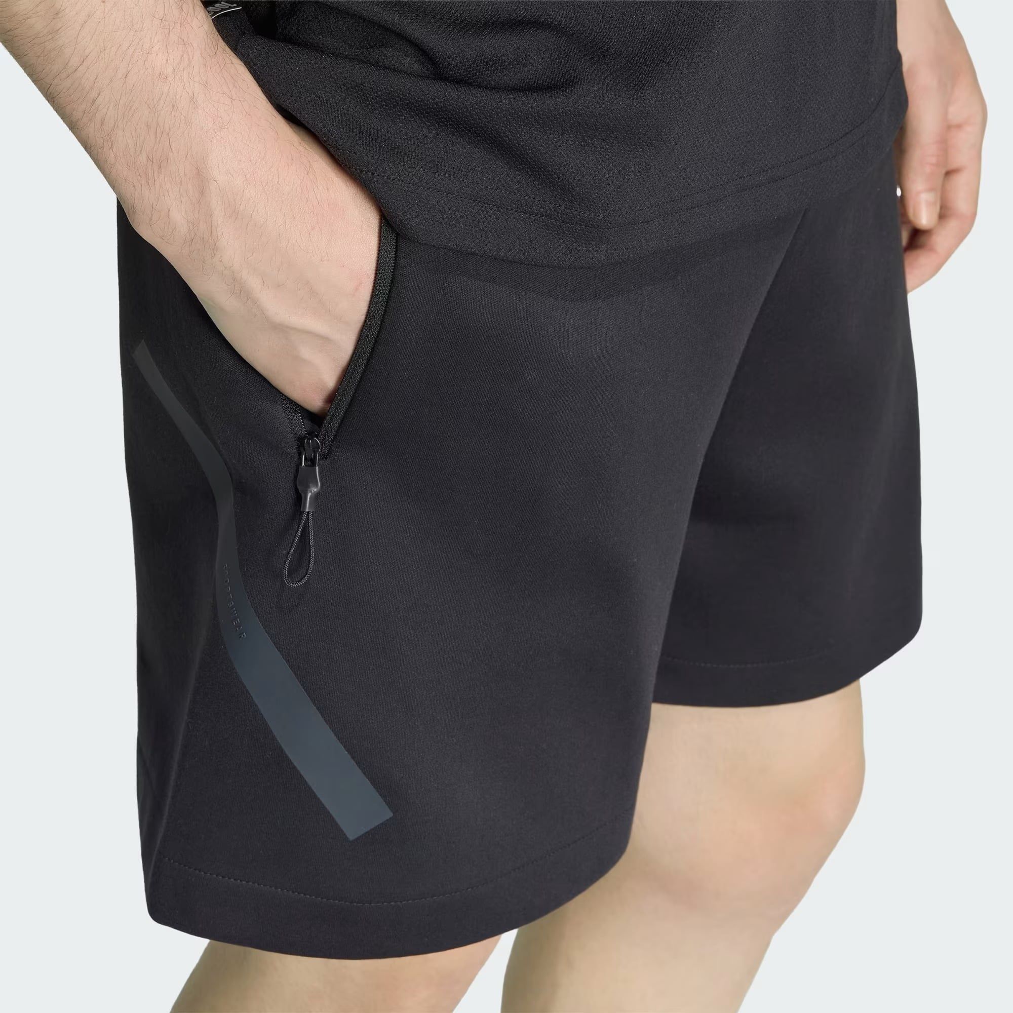  Quần short adidas Z.N.E. Nam - KF3787 