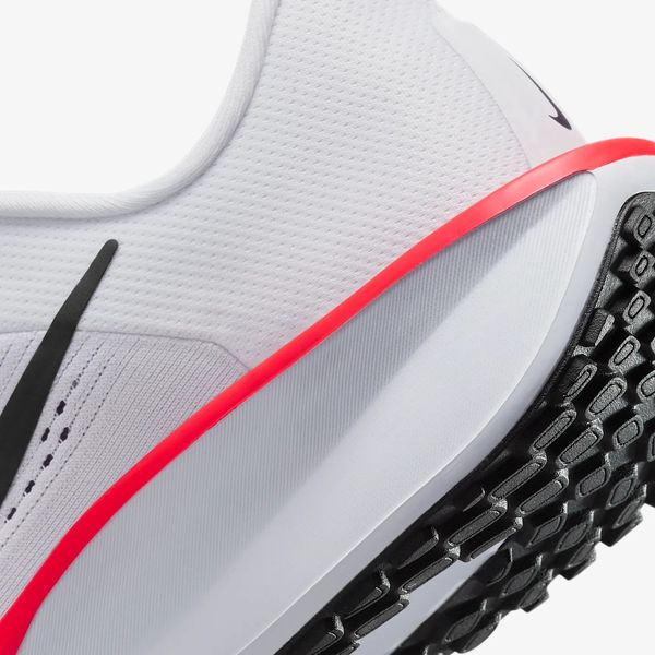  Giày chạy bộ Nike Running Quest 6 Nữ FD6034-105 