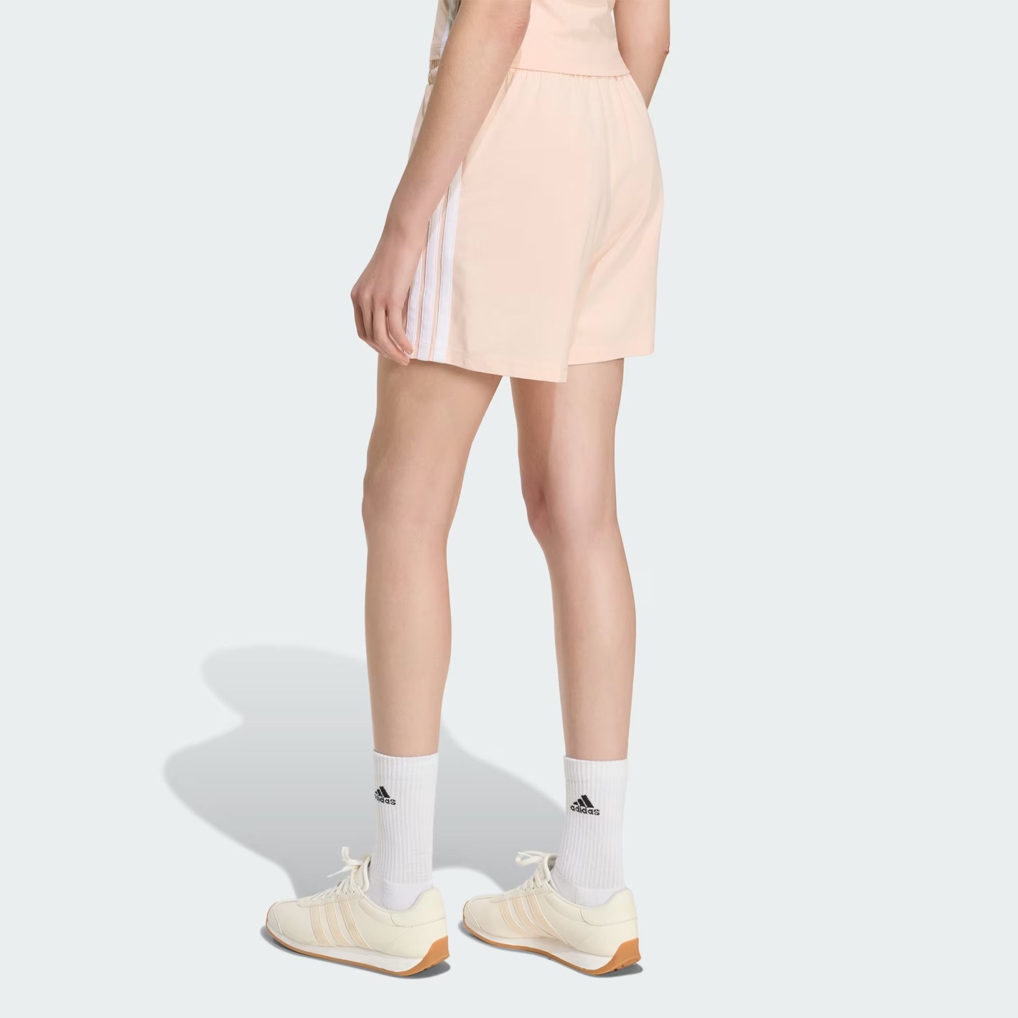  Quần short adidas Essentials 3 sọc Nữ - KD4777 