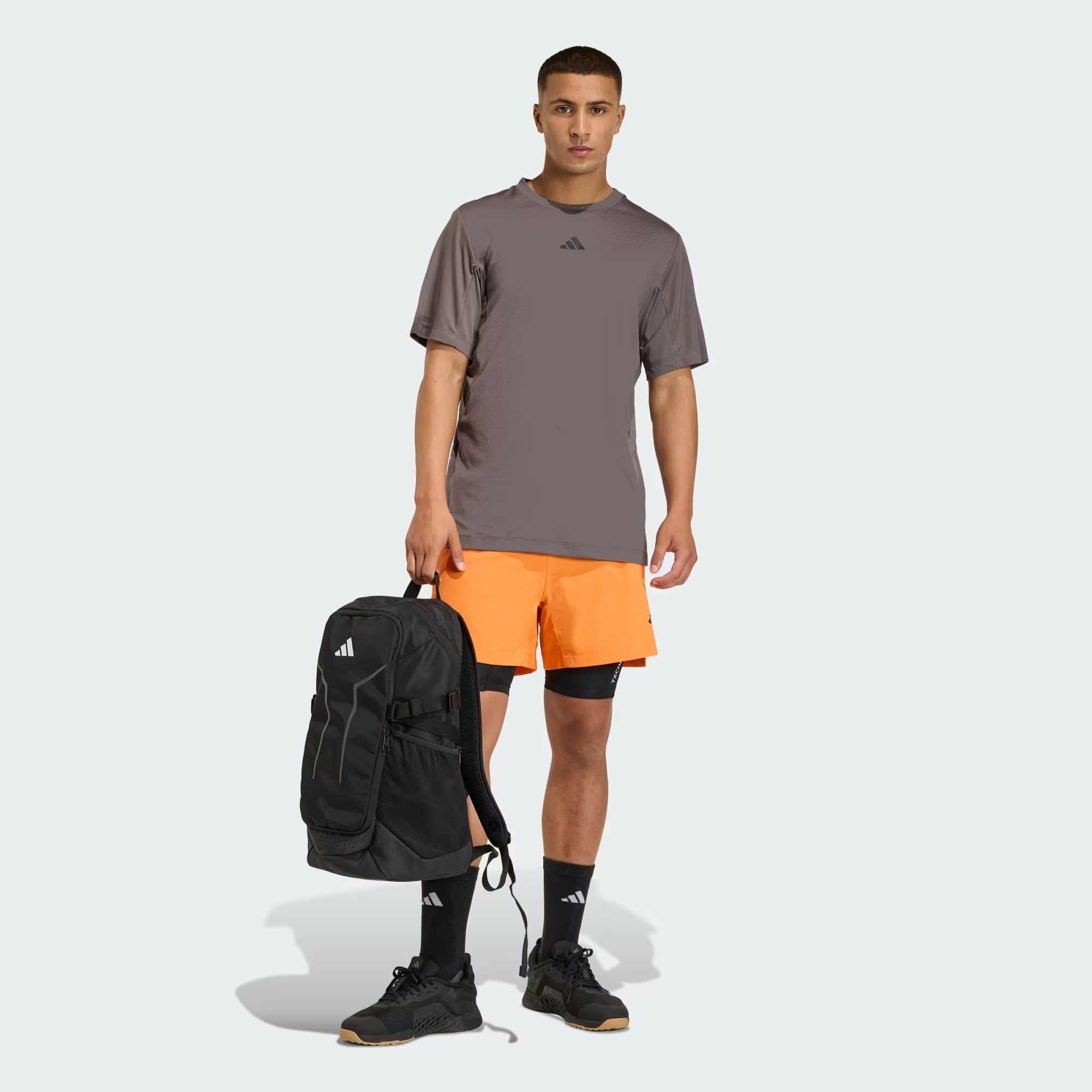  Áo T-shirt tập luyện adidas D4T Primelift 3 sọc Nam - KE9936 
