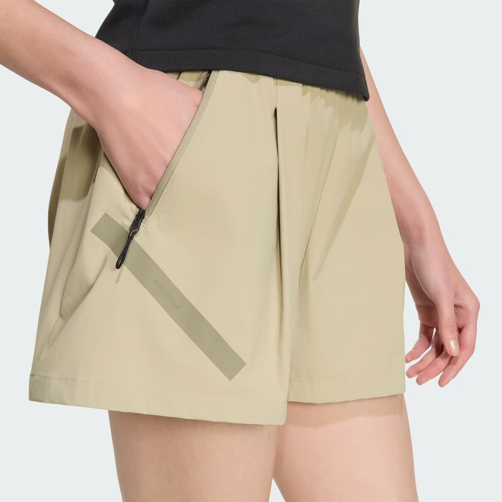  Quần short adidas Z.N.E. Nữ - KD8463 