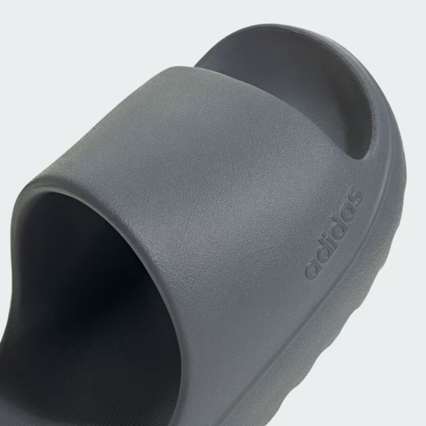  Dép quai ngang adidas adilette Lumia Unisex - JQ0791 