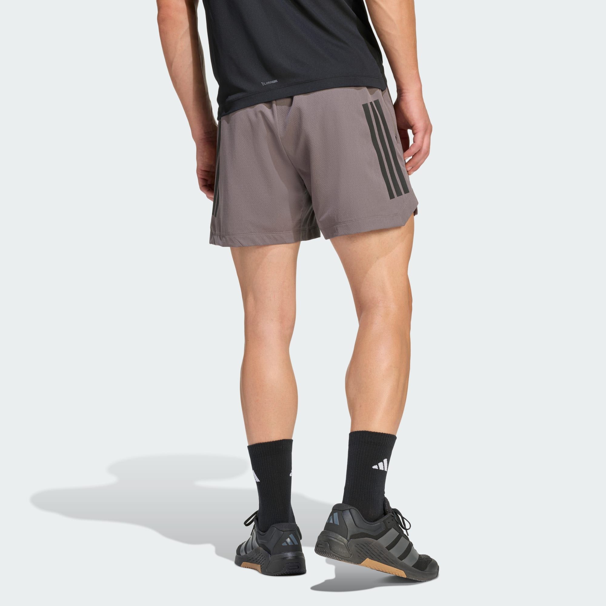  Quần short tập luyện adidas D4T Power 3 sọc Nam - KD0356 