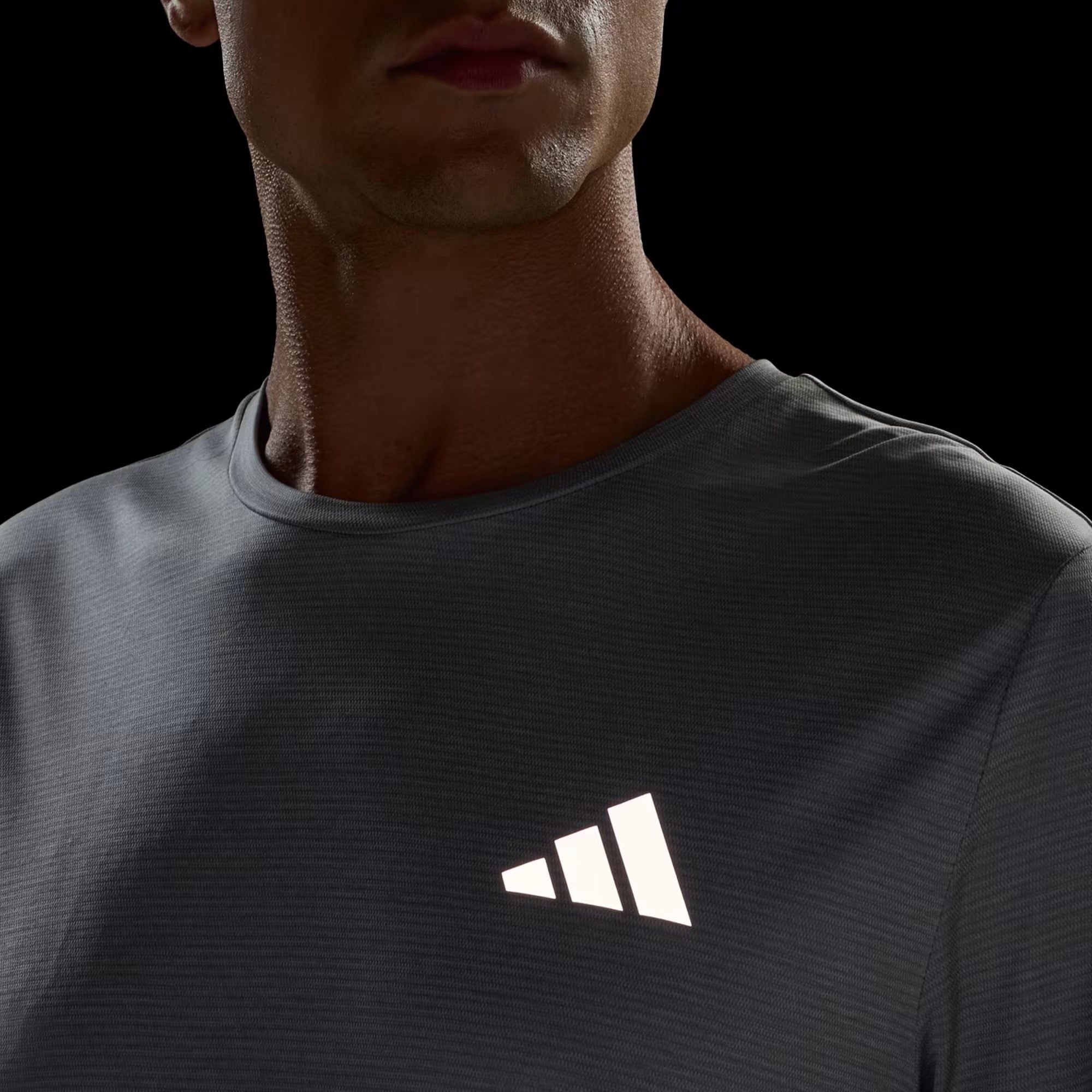  Áo T-shirt chạy bộ adidas adi365 Essentials Nam - KB5961 