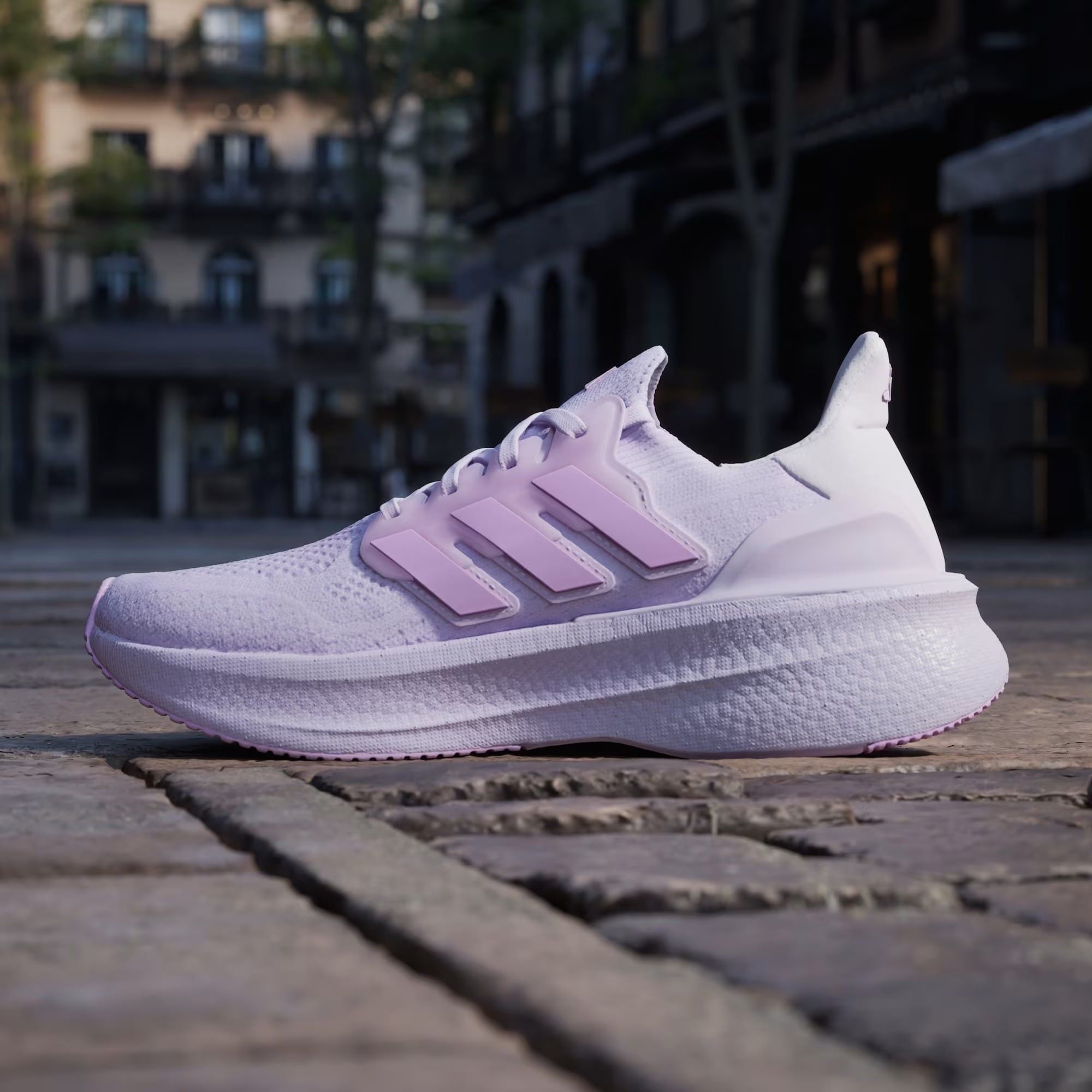  Giày chạy bộ adidas Ultraboost 5 Nữ - JQ9075 