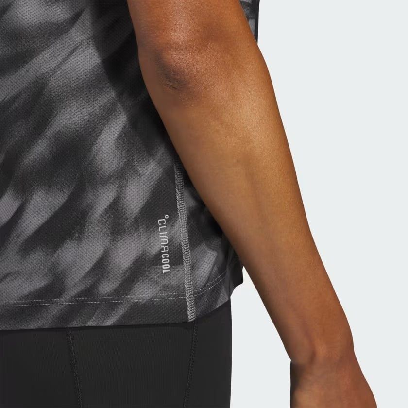  Áo T-shirt chạy bộ adidas Own the Run Allover Nữ - JZ5474 