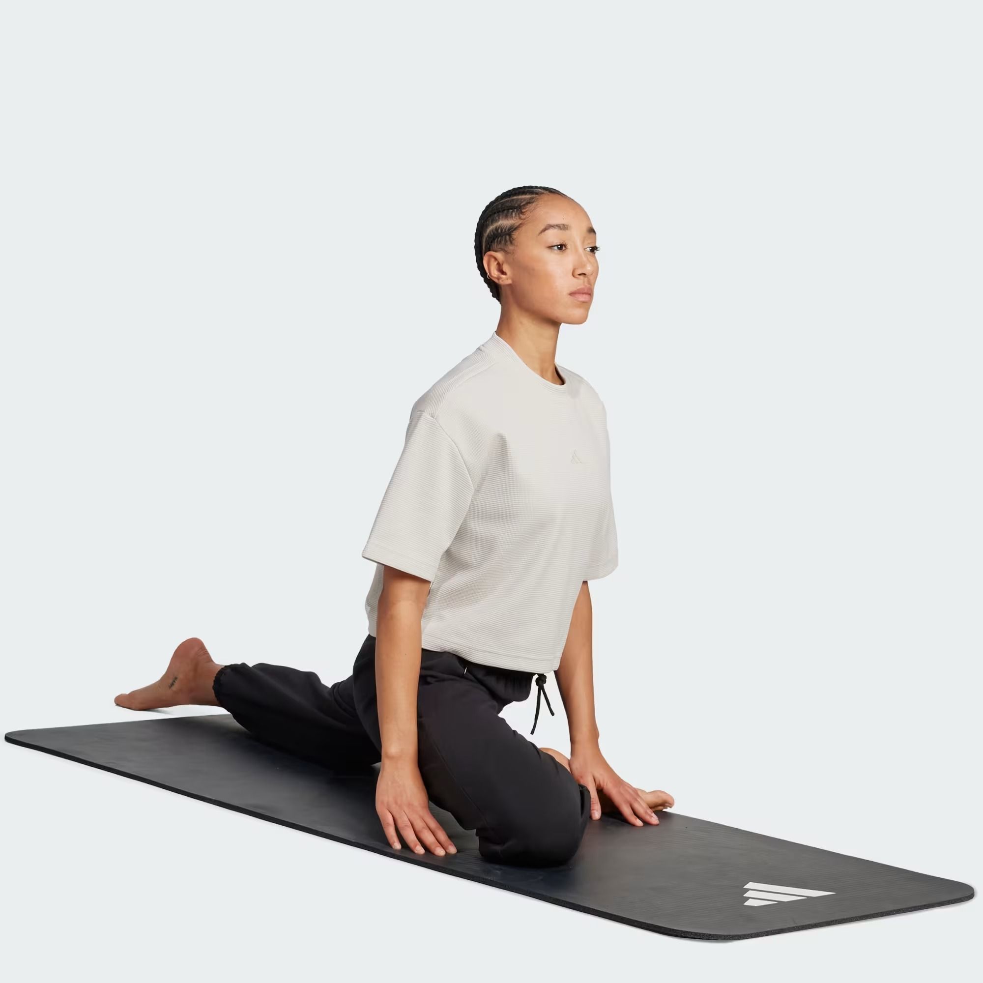  Áo T-shirt tập luyện adidas Waffle Yoga Motion Nữ - JM4476 
