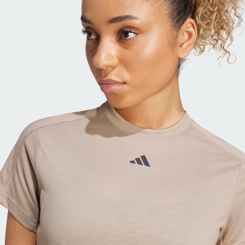  Áo T-shirt tập luyện adidas Minimal Branding Essentials AEROREADY Nữ - JY4570 