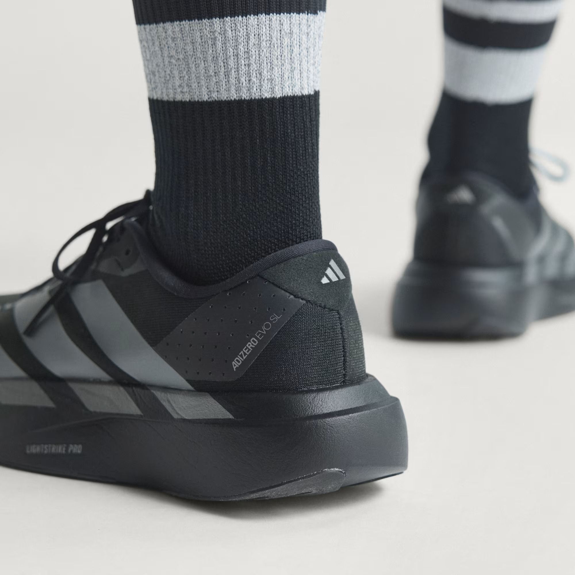  Giày chạy bộ adidas Adizero EVO SL Nữ - JP7147 
