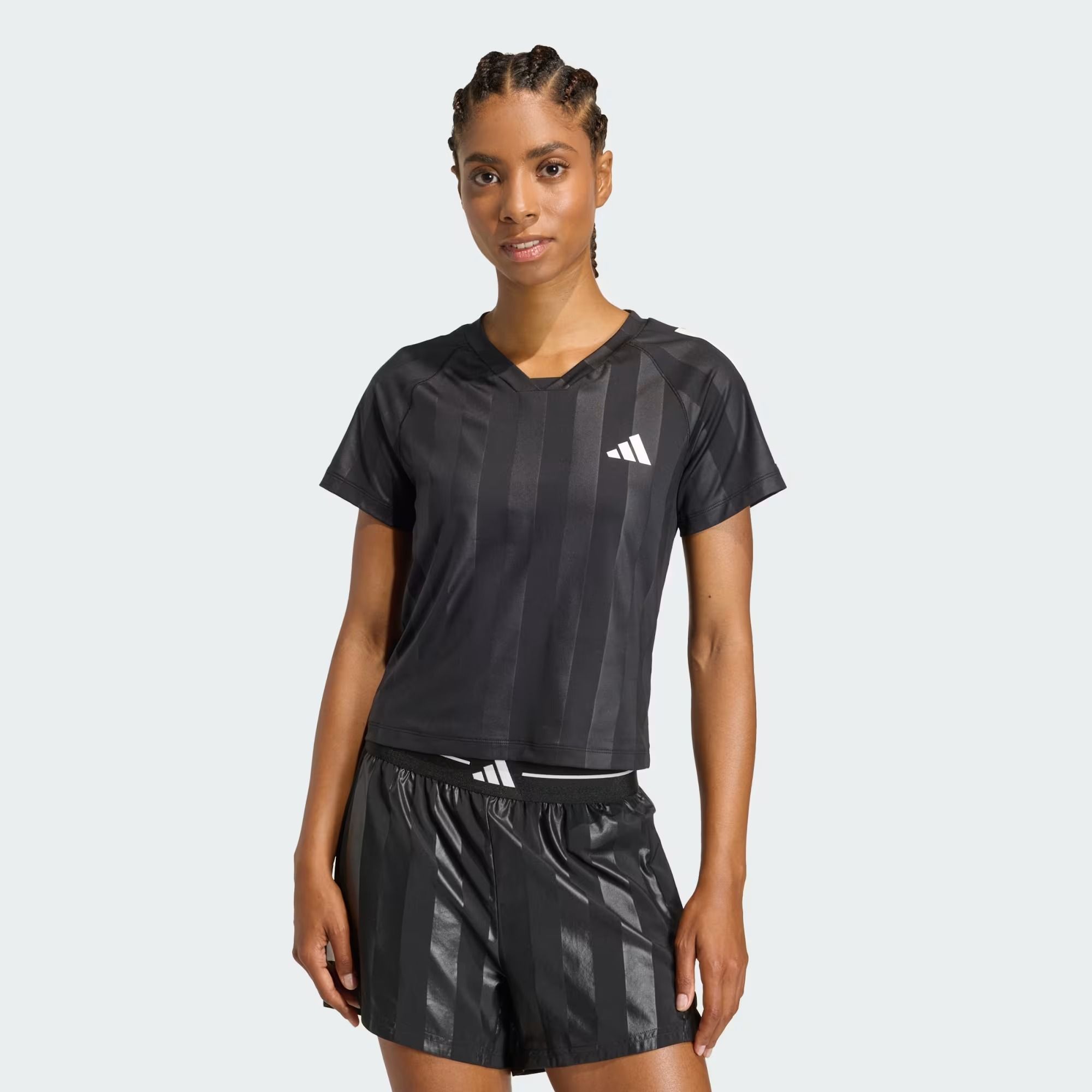  Áo T-shirt tập luyện adidas Hyperglam 3 sọc Nữ - KC7695 