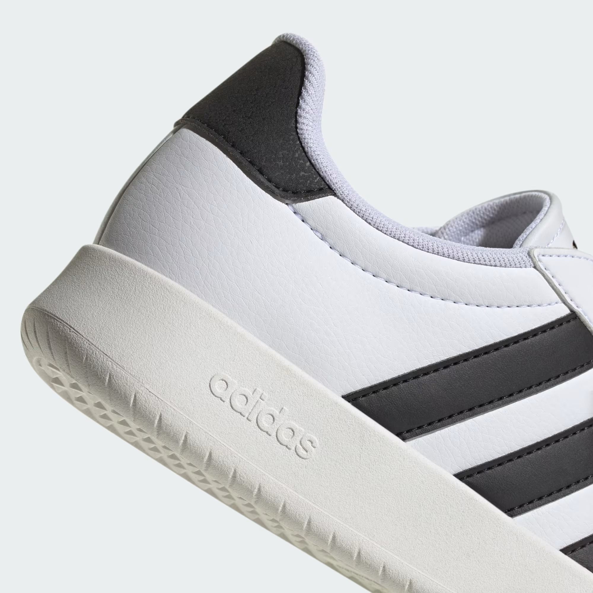  Giày thời trang adidas Barreda Nữ - IH1229 