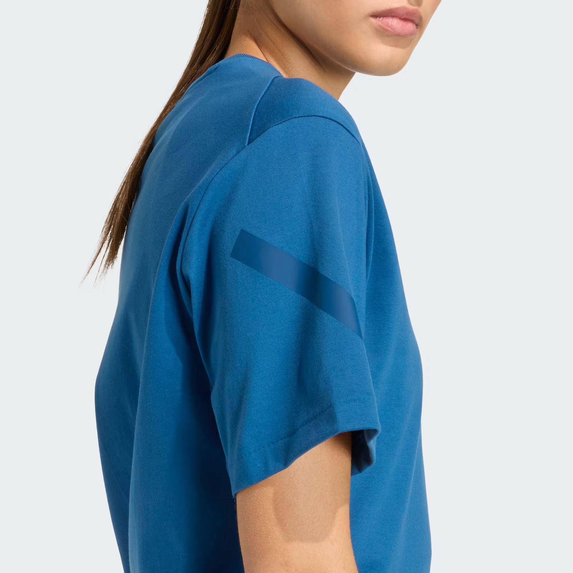  Áo T-shirt adidas Z.N.E. Nữ - KR0203 