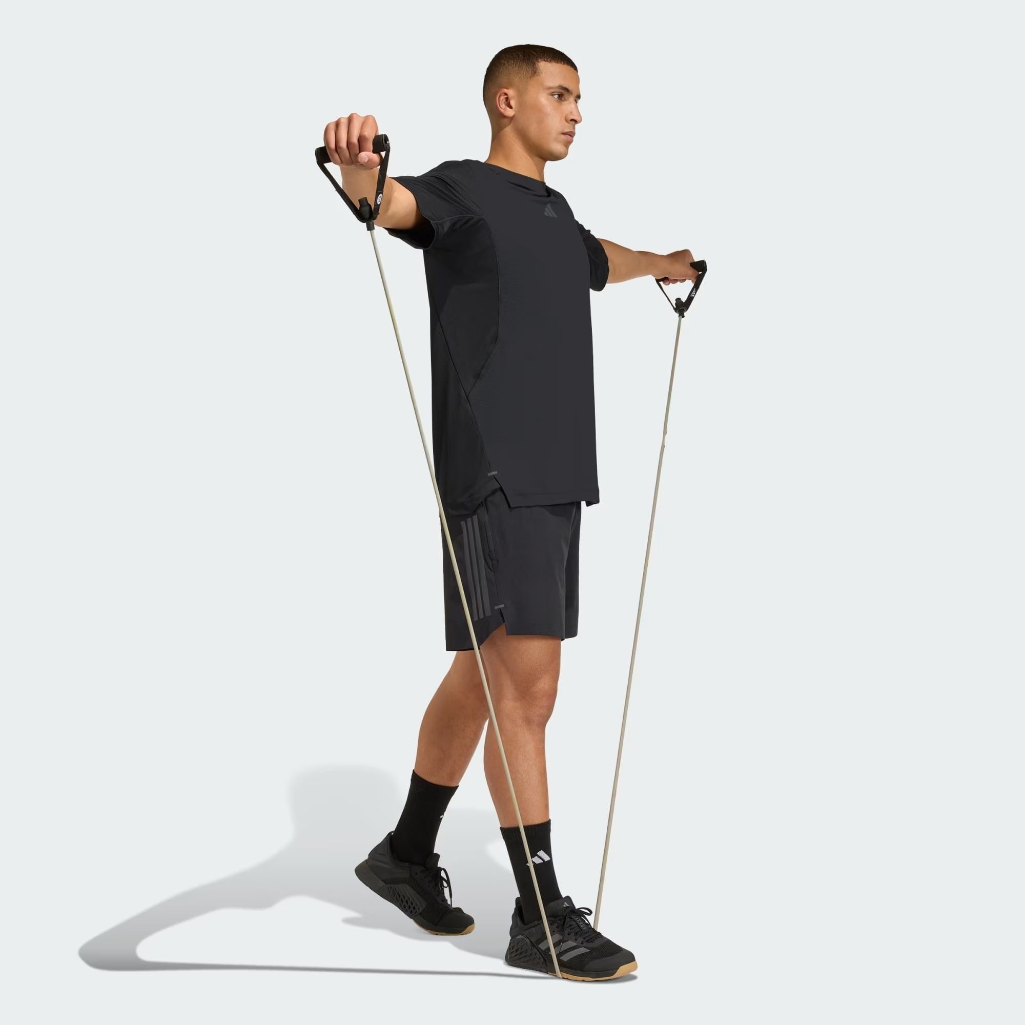  Áo T-shirt tập luyện adidas D4T Primelift 3 sọc Nam - KE9937 