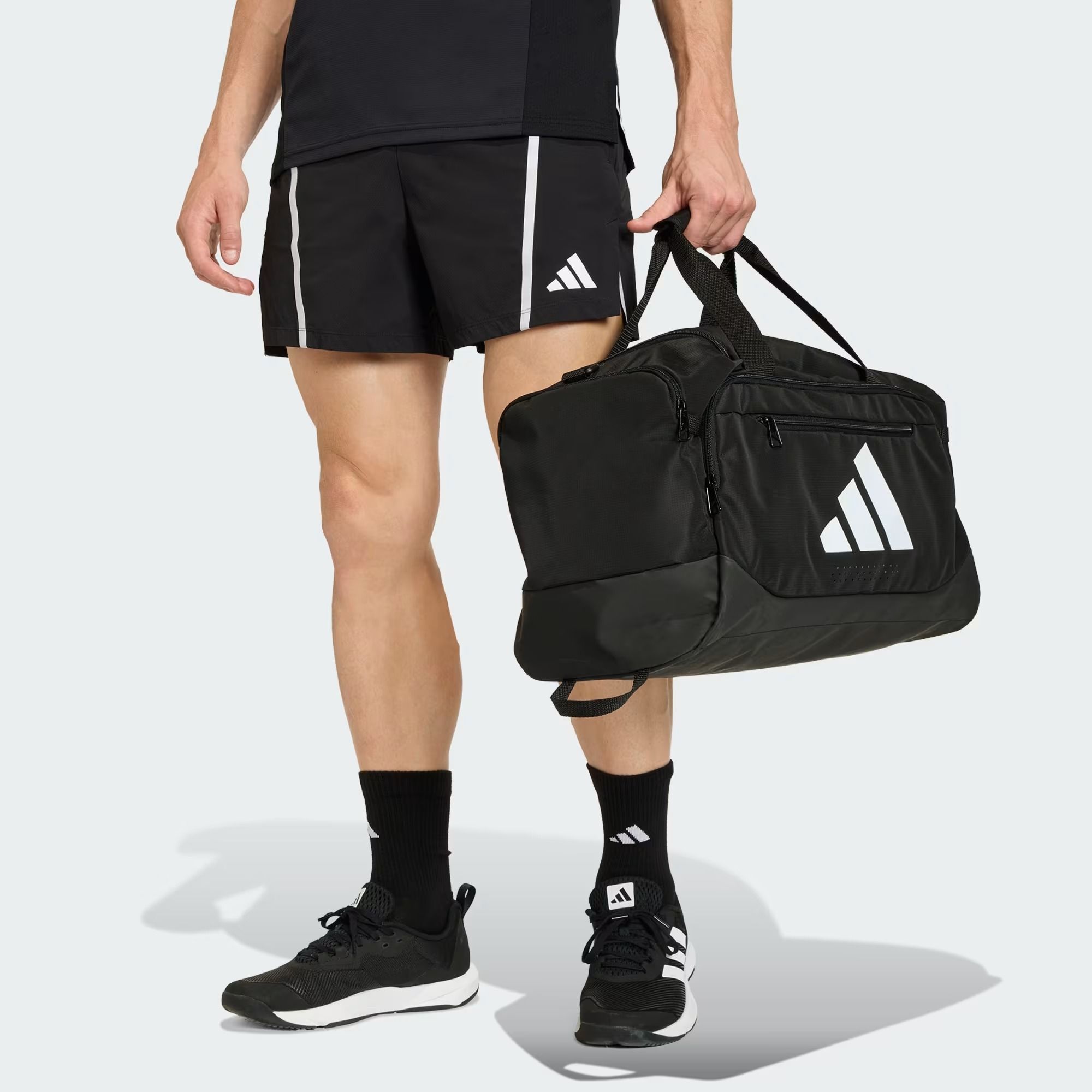  Túi trống adidas Defender cỡ nhỏ Unisex - JZ0608 