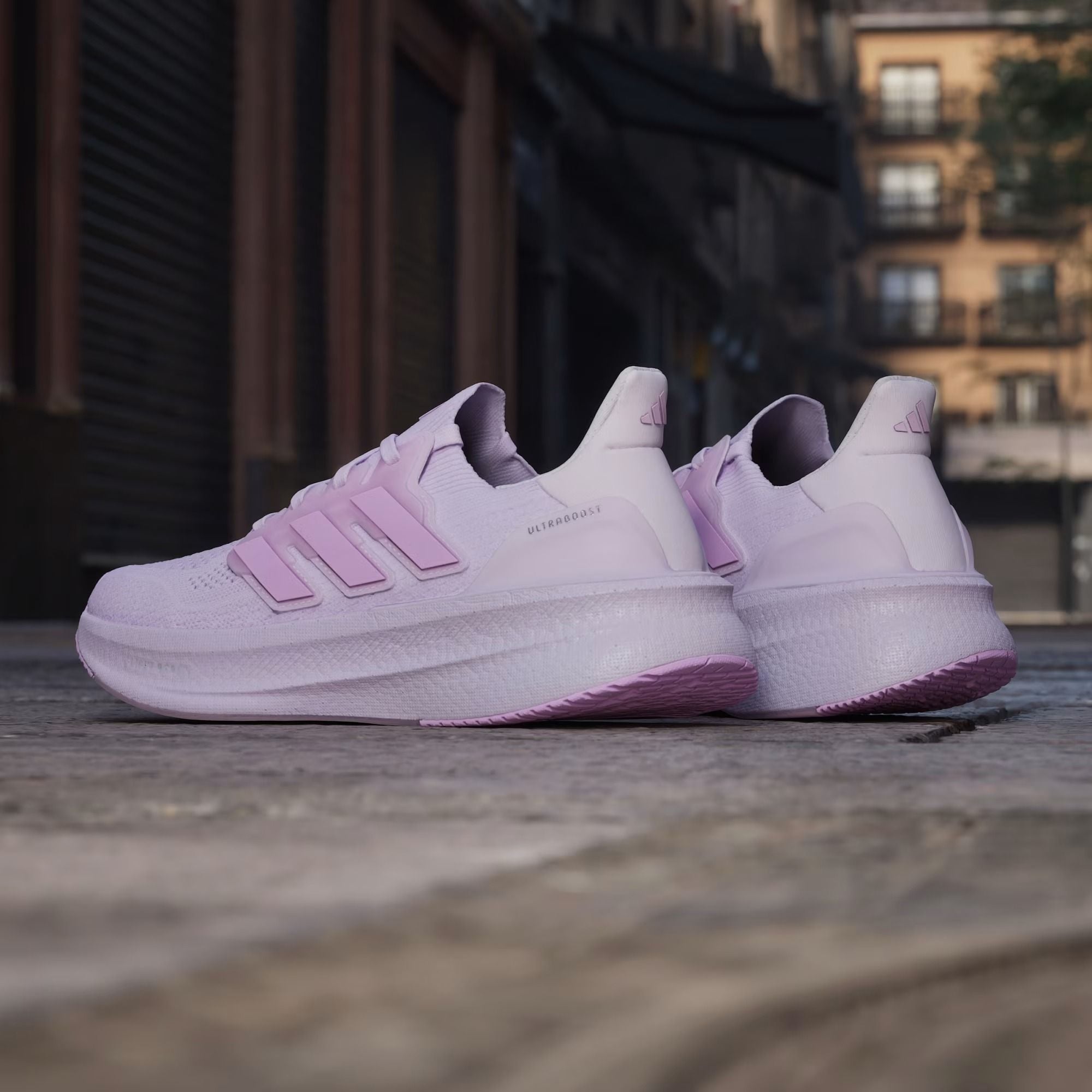  Giày chạy bộ adidas Ultraboost 5 Nữ - JQ9075 
