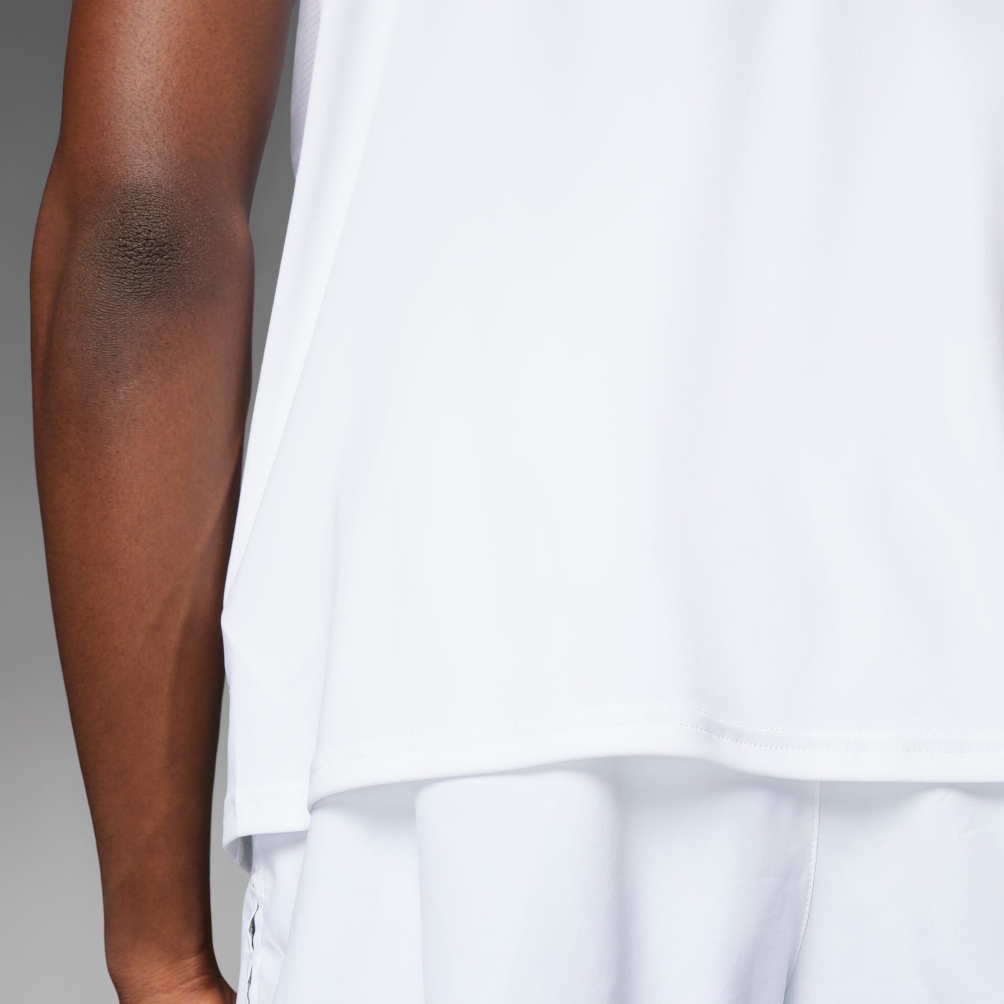  Áo T-shirt chạy bộ adidas Adizero Essentials Nam - IN1157 