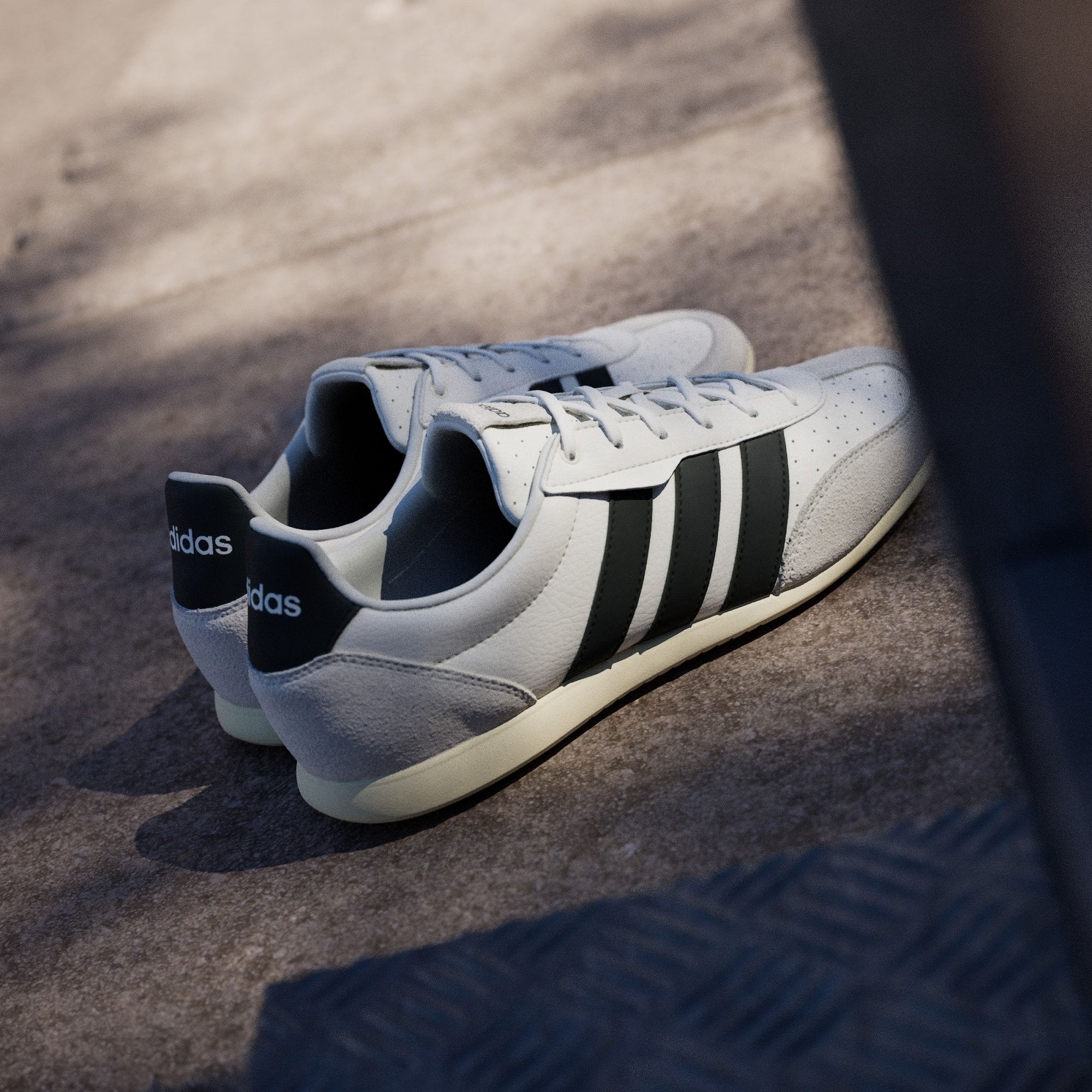  Giày thời trang adidas Barreda Lo Nam - JR4618 