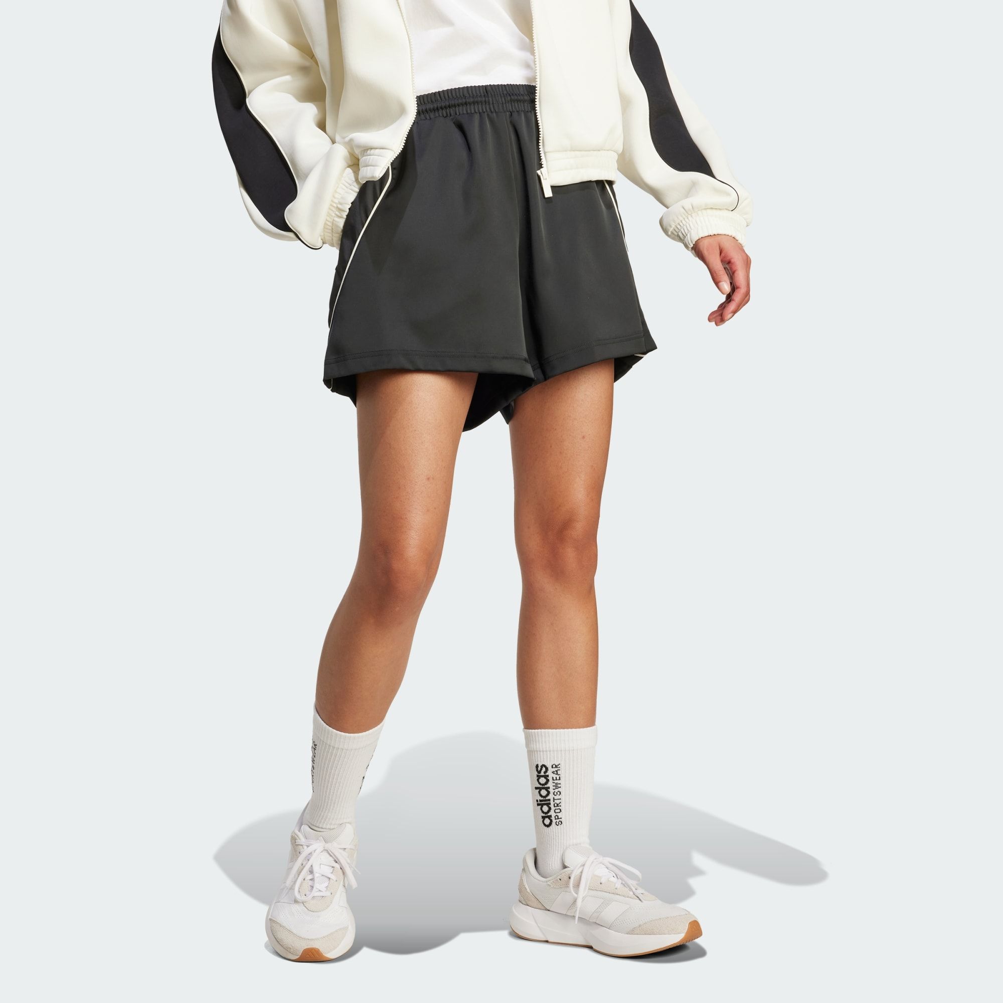  Quần short adidas Stadium Nữ - JL7001 