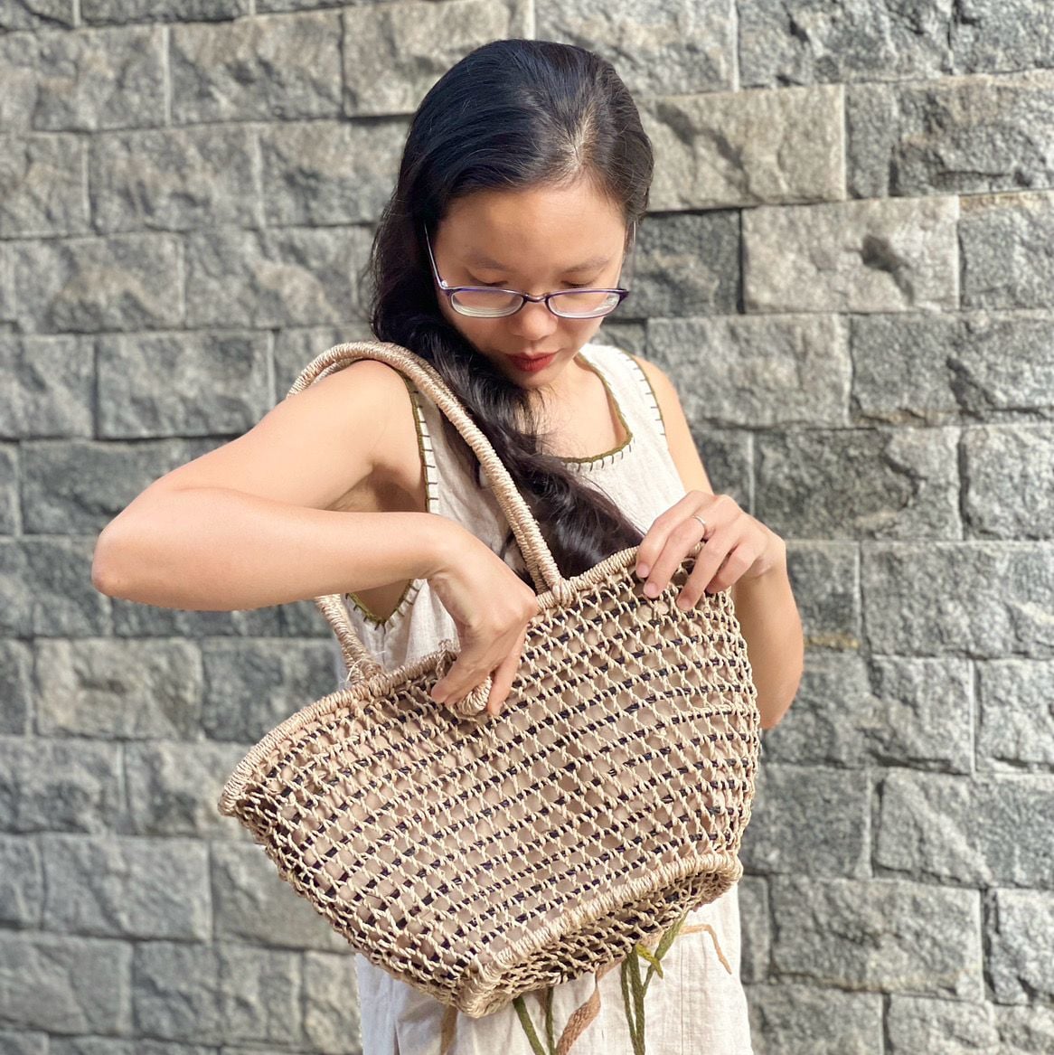 ĐỒNG TIỀN NGŨ SẮC - Túi Tote Cói Abaca Móc Macrame Cỡ Lớn