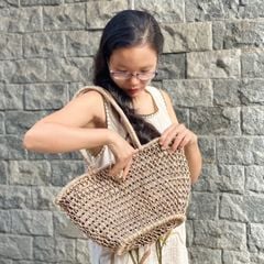 ĐỒNG TIỀN NGŨ SẮC - Túi Tote Cói Abaca Móc Macrame Cỡ Lớn