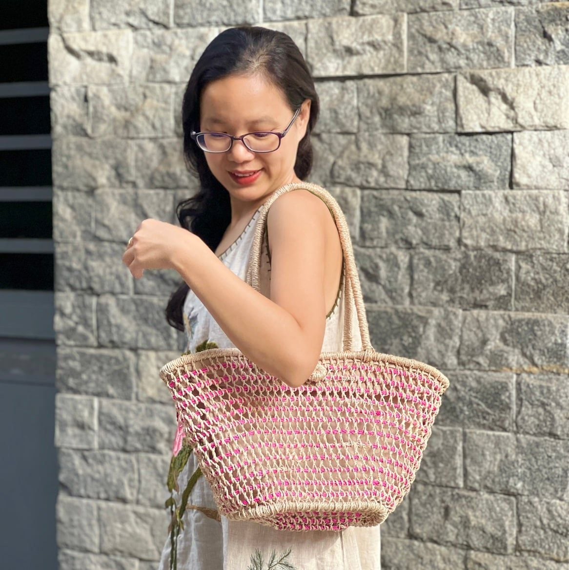 ĐỒNG TIỀN NGŨ SẮC - Túi Tote Cói Abaca Móc Macrame Cỡ Lớn