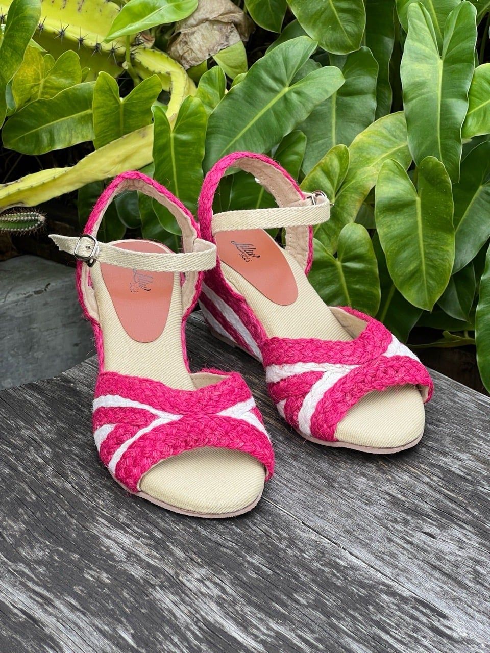 NGỰA VẰN - Sandal Thuần Cói Đế Xuồng Phối Màu Đan 2 Quai Ngang 6cm