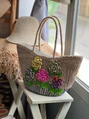 Túi Abaca Thêu Hoa Nổi 3D Hình Thang Nhiều Màu - VƯỜN HOA